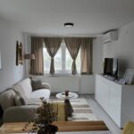 Family with terrace 10